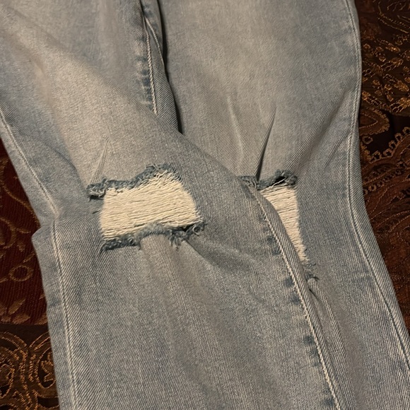 Good American Good Legs Crop - Picture 6 of 8